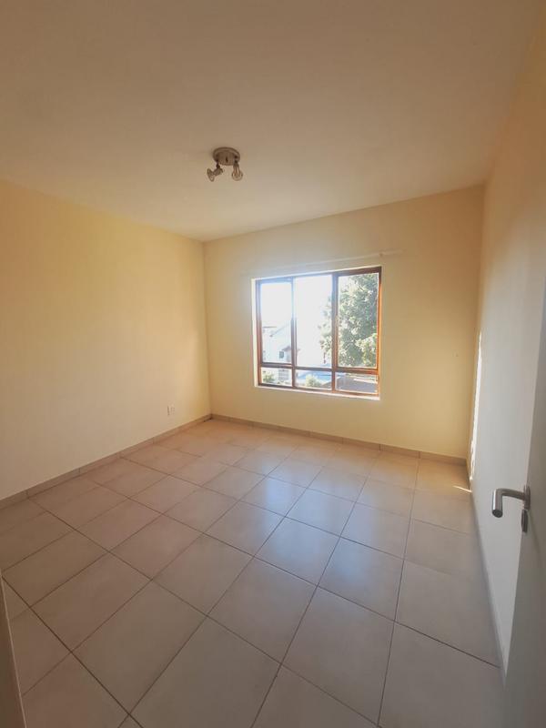 To Let 1 Bedroom Property for Rent in Broadacres Gauteng