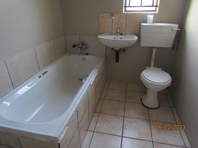 3 Bedroom Property for Sale in Windmill Park Gauteng