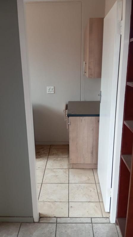 1 Bedroom Property for Sale in Sunnyside Gauteng