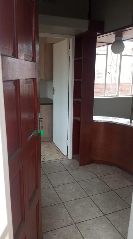 1 Bedroom Property for Sale in Sunnyside Gauteng