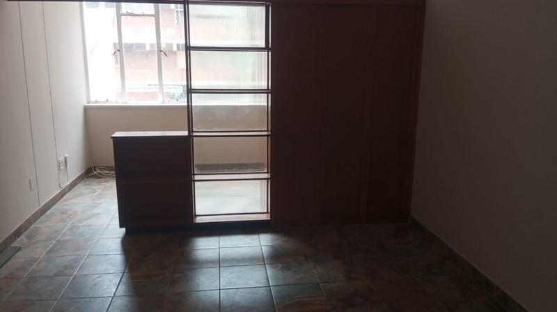 1 Bedroom Property for Sale in Sunnyside Gauteng