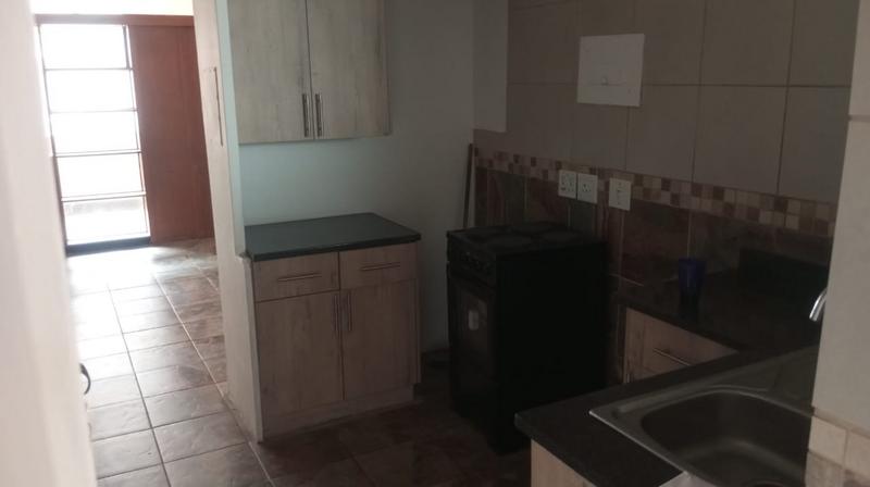 1 Bedroom Property for Sale in Sunnyside Gauteng