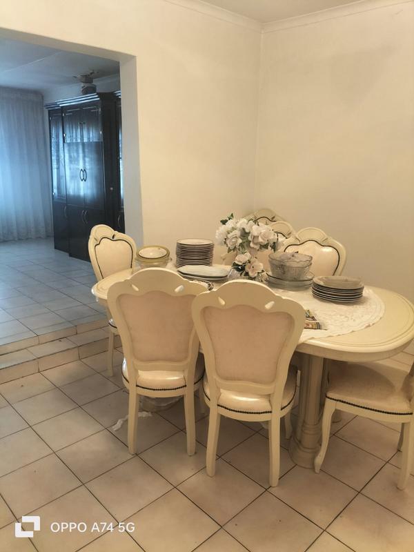 2 Bedroom Property for Sale in Meadowlands Gauteng
