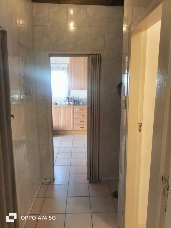 2 Bedroom Property for Sale in Meadowlands Gauteng