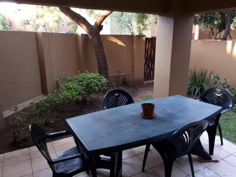 To Let 1 Bedroom Property for Rent in Pineslopes Gauteng