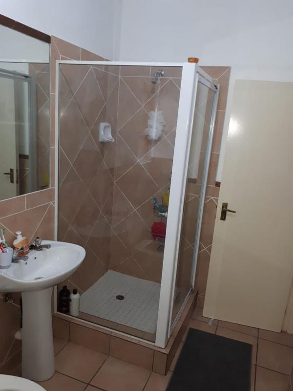 To Let 1 Bedroom Property for Rent in Pineslopes Gauteng