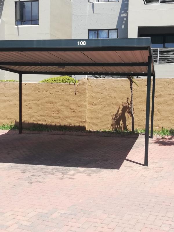 To Let 1 Bedroom Property for Rent in Pineslopes Gauteng