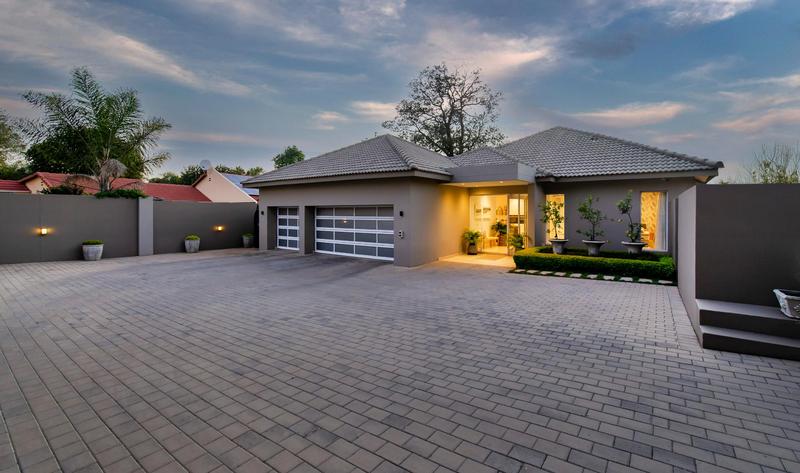 4 Bedroom Property for Sale in Bedfordview Gauteng