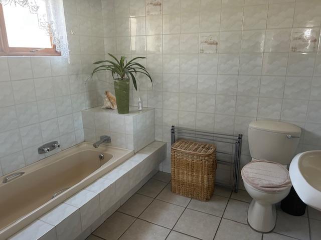 4 Bedroom Property for Sale in Bedfordview Gauteng