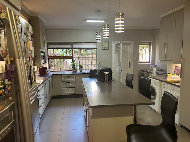 4 Bedroom Property for Sale in Bedfordview Gauteng