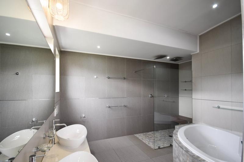 To Let 4 Bedroom Property for Rent in Midstream Estate Gauteng