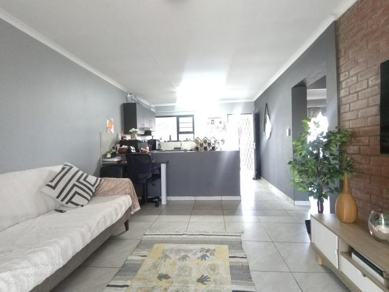 To Let 2 Bedroom Property for Rent in Jansenpark Gauteng