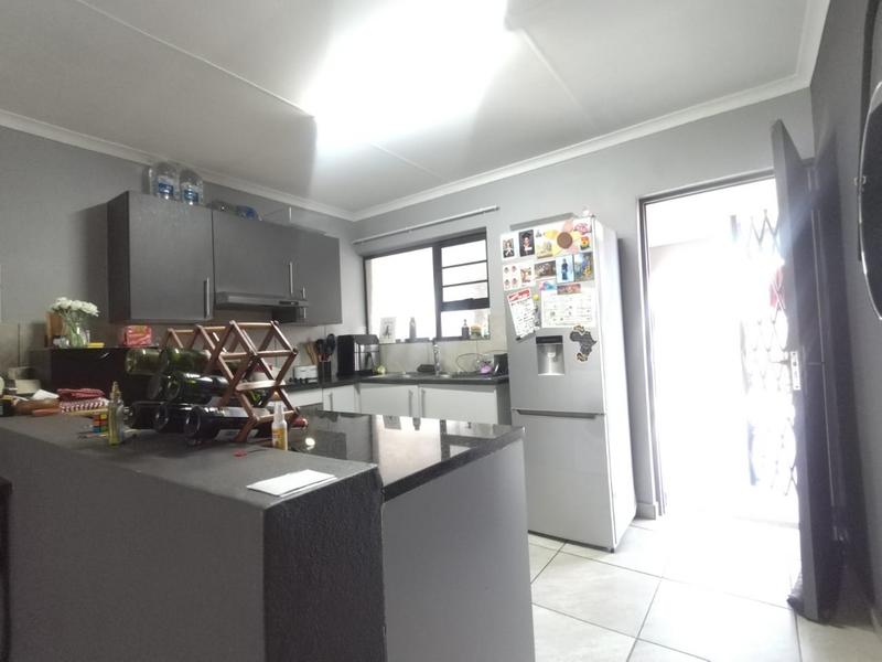 To Let 2 Bedroom Property for Rent in Jansenpark Gauteng