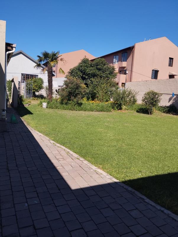 4 Bedroom Property for Sale in Hurlyvale Gauteng