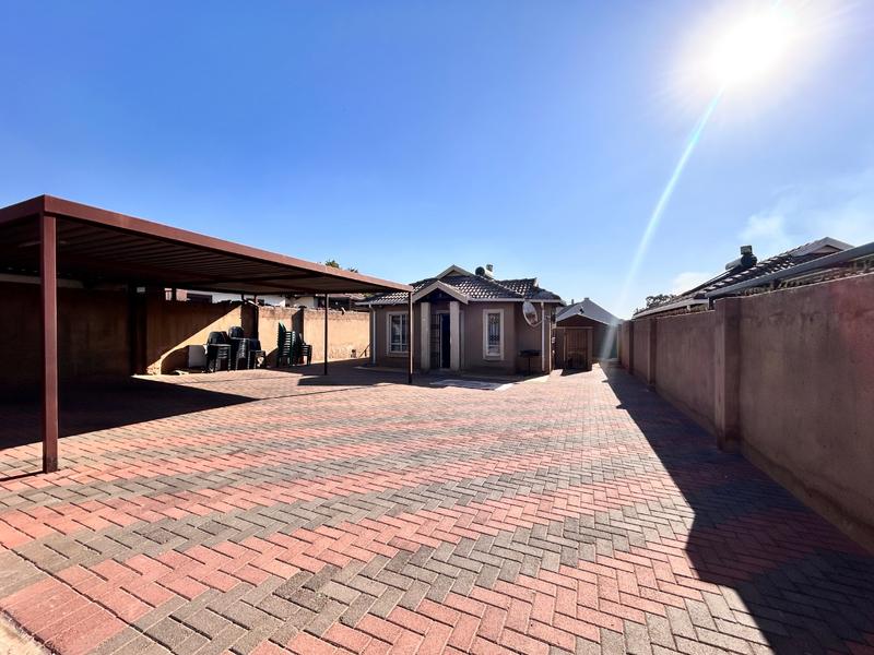 3 Bedroom Property for Sale in Amandasig Gauteng