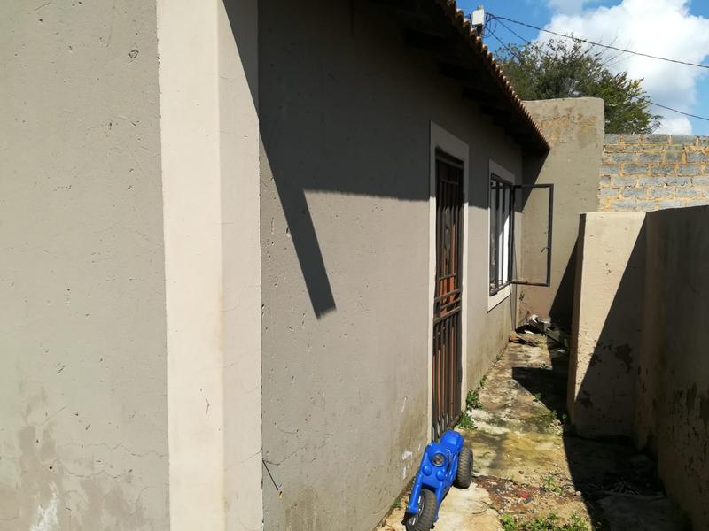 2 Bedroom Property for Sale in Daveyton Ext 3 Gauteng
