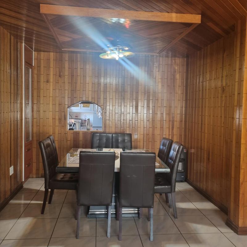 4 Bedroom Property for Sale in Diepkloof Gauteng
