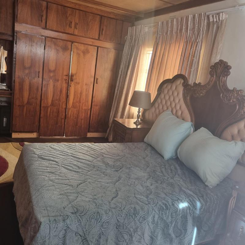4 Bedroom Property for Sale in Diepkloof Gauteng