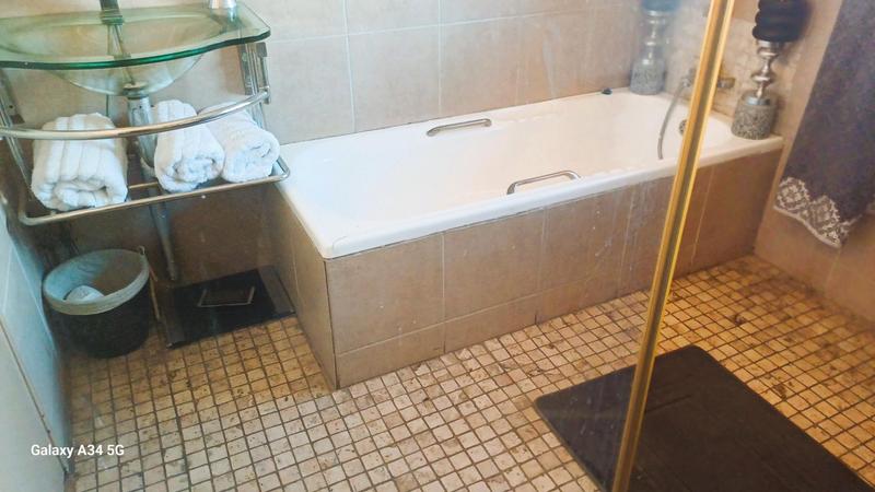 4 Bedroom Property for Sale in Country View Gauteng