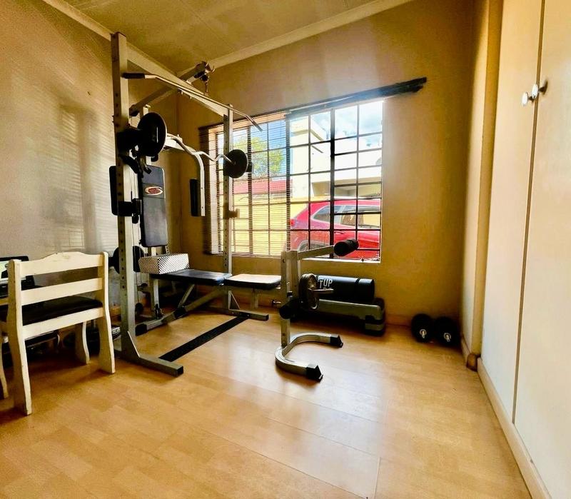 4 Bedroom Property for Sale in Country View Gauteng