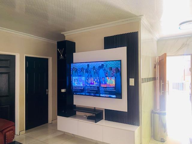 2 Bedroom Property for Sale in Jabulani Gauteng
