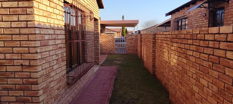 3 Bedroom Property for Sale in Krugersdorp Gauteng