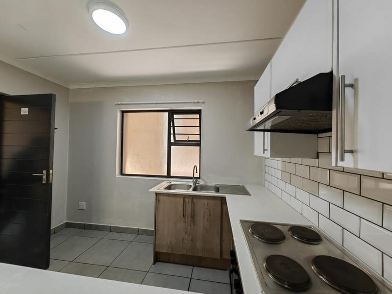 To Let 2 Bedroom Property for Rent in Pomona Gauteng