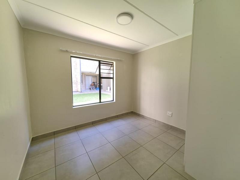 To Let 2 Bedroom Property for Rent in Pomona Gauteng