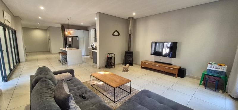 4 Bedroom Property for Sale in Midstream Ridge Gauteng