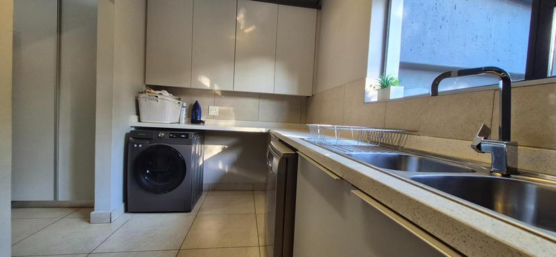 4 Bedroom Property for Sale in Midstream Ridge Gauteng