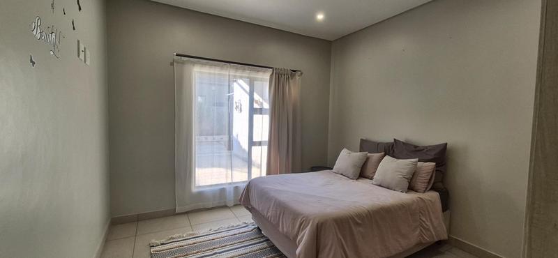 4 Bedroom Property for Sale in Midstream Ridge Gauteng