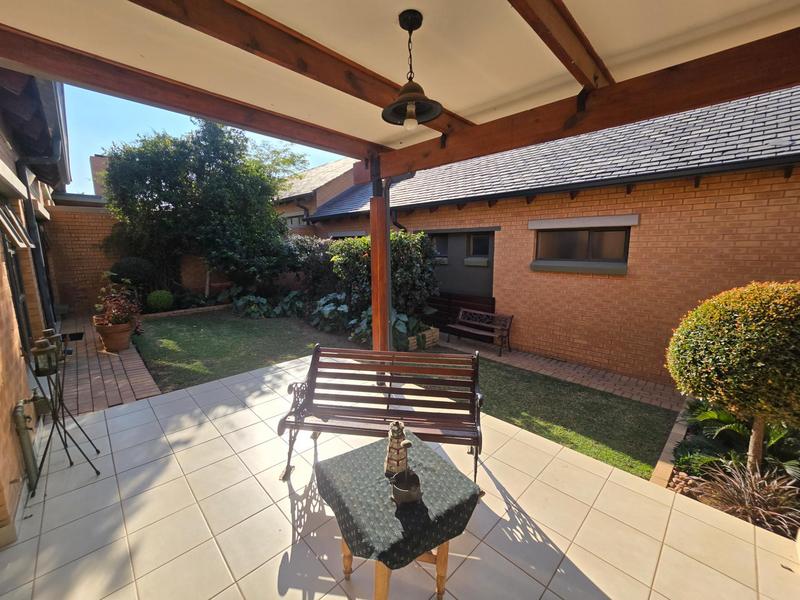 2 Bedroom Property for Sale in Retire at Midstream Gauteng
