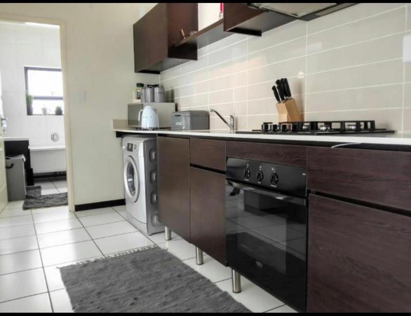 To Let 1 Bedroom Property for Rent in Greenstone Hill Gauteng