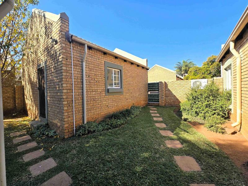 2 Bedroom Property for Sale in Equestria Gauteng