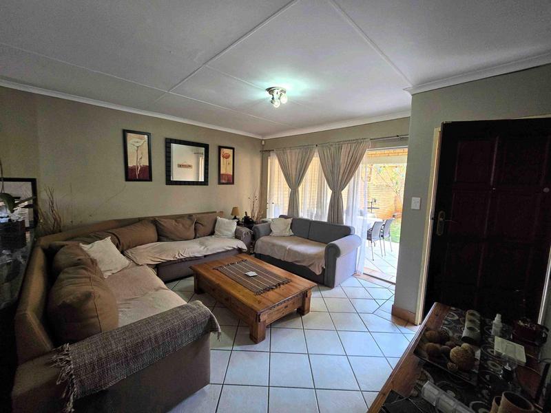 2 Bedroom Property for Sale in Equestria Gauteng