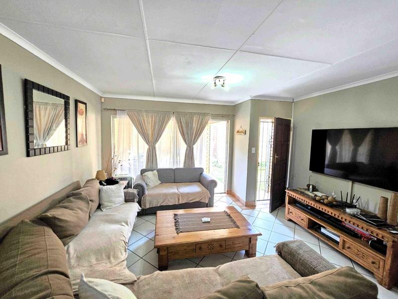 2 Bedroom Property for Sale in Equestria Gauteng