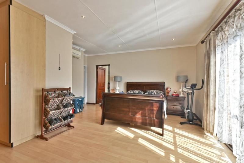 3 Bedroom Property for Sale in Sundowner Gauteng