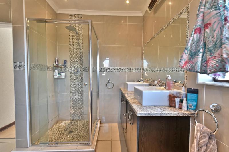 3 Bedroom Property for Sale in Sundowner Gauteng