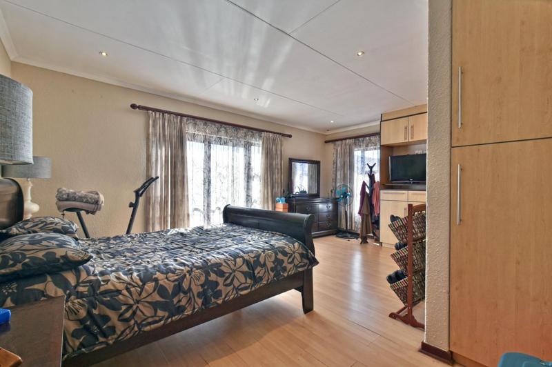 3 Bedroom Property for Sale in Sundowner Gauteng