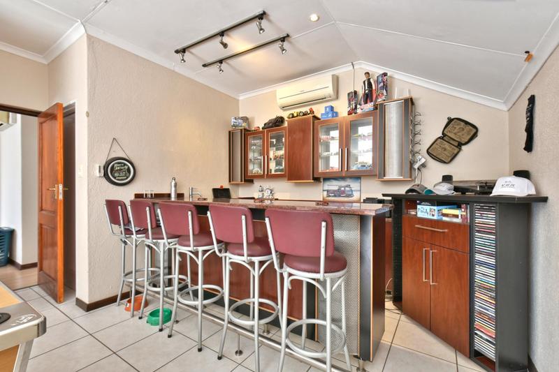3 Bedroom Property for Sale in Sundowner Gauteng