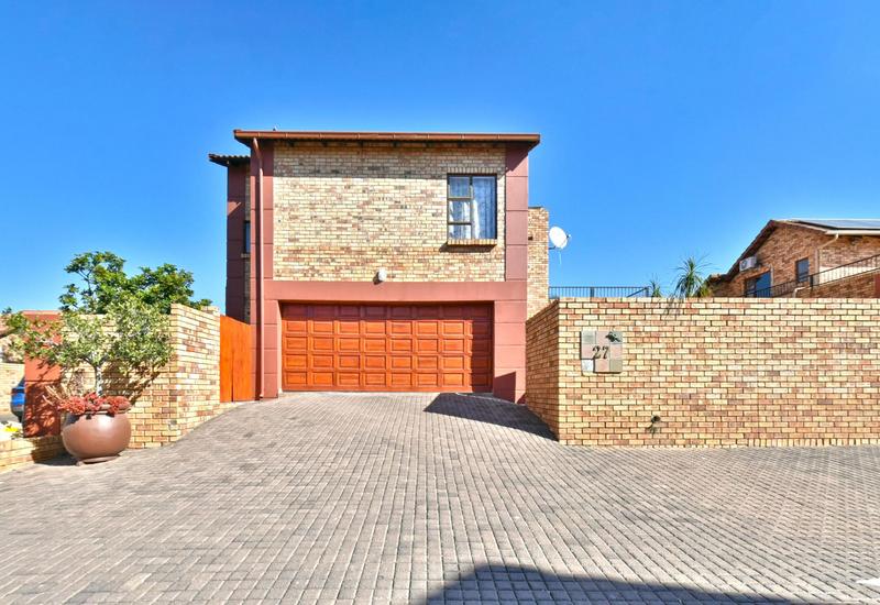3 Bedroom Property for Sale in Sundowner Gauteng