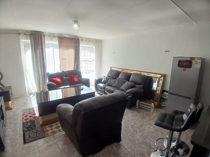 2 Bedroom Property for Sale in Florida Gauteng