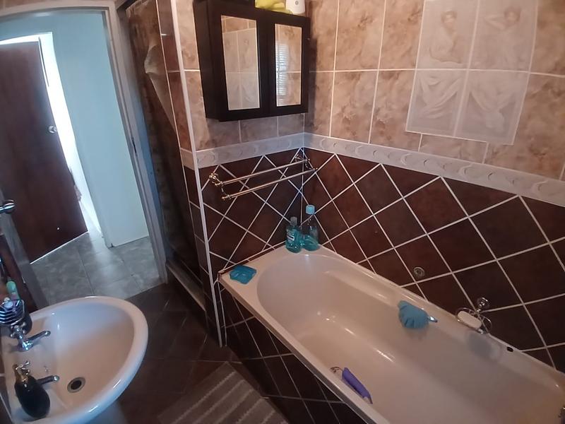 2 Bedroom Property for Sale in Florida Gauteng