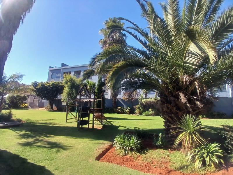 2 Bedroom Property for Sale in Florida Gauteng