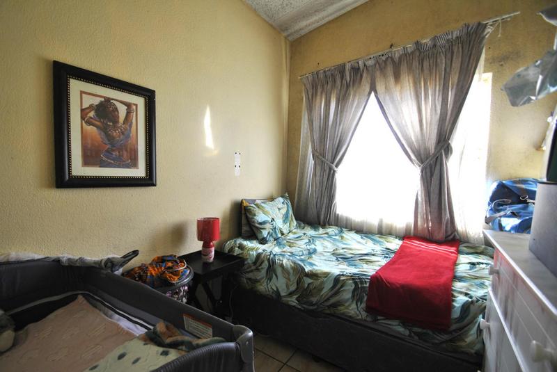 3 Bedroom Property for Sale in Florida Lake Gauteng