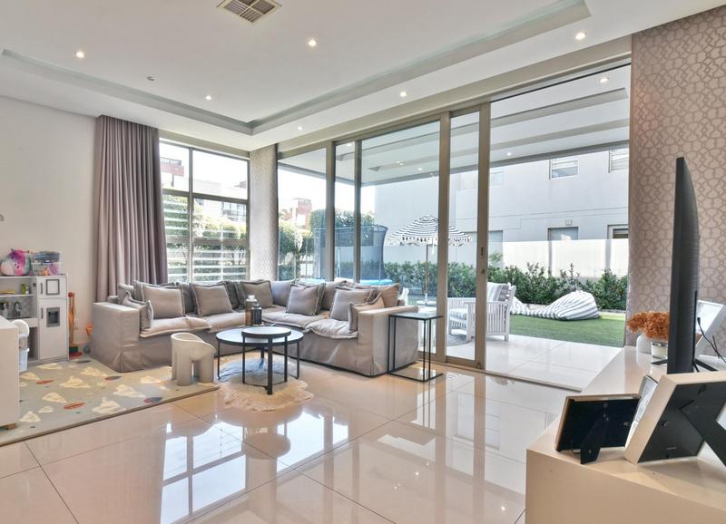 2 Bedroom Property for Sale in Morningside Gauteng