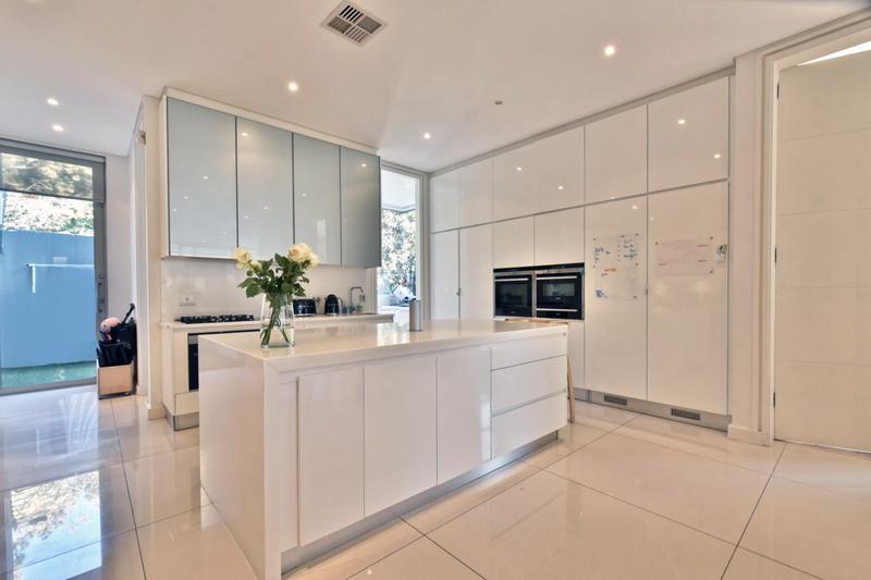 2 Bedroom Property for Sale in Morningside Gauteng