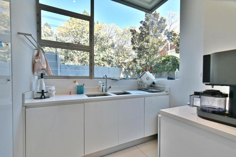 2 Bedroom Property for Sale in Morningside Gauteng