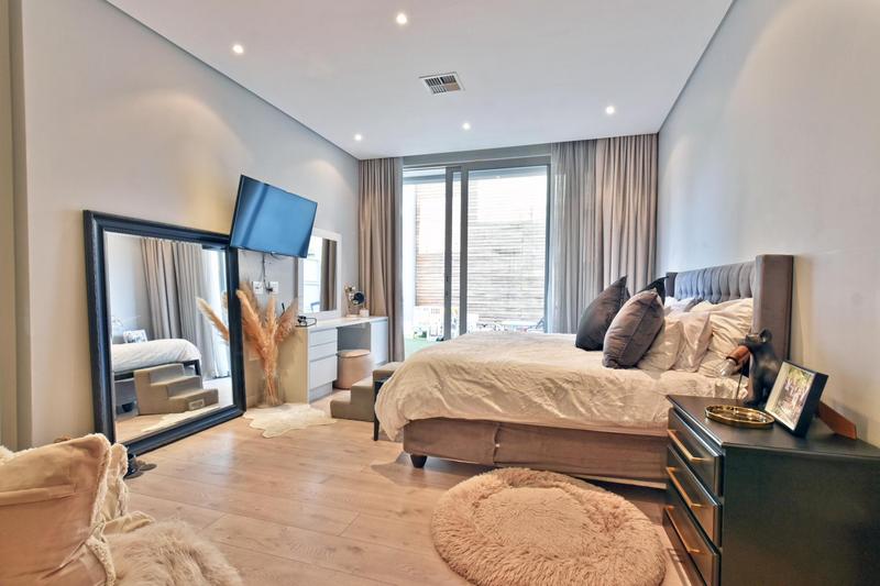 2 Bedroom Property for Sale in Morningside Gauteng