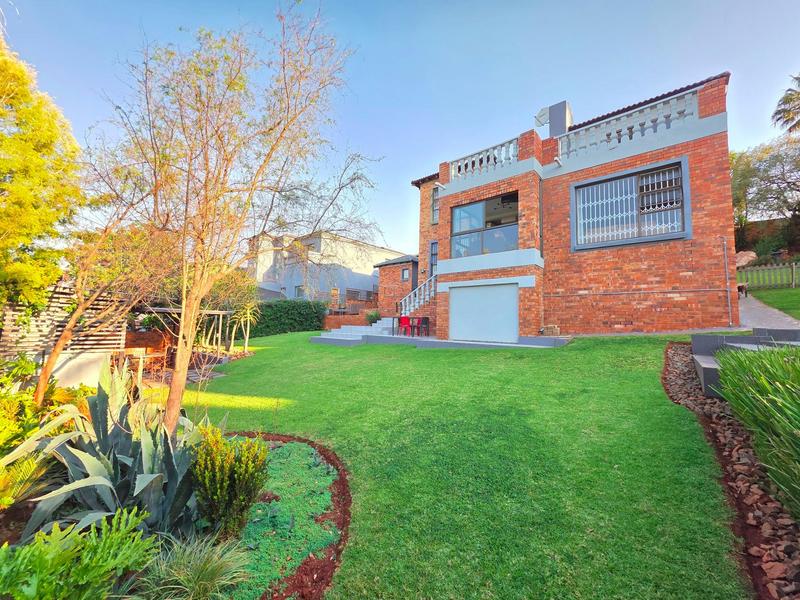 4 Bedroom Property for Sale in Rangeview Gauteng